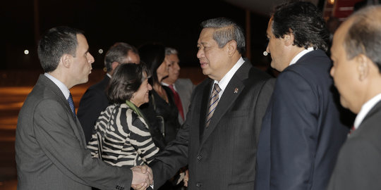 Tiba di Portugal, SBY bakal terima kunci Kota Lisabon