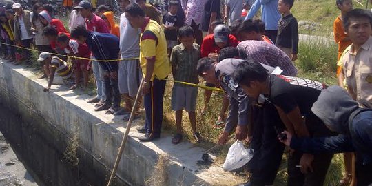 Setelah daging, polisi temukan tulang belulang manusia di parit