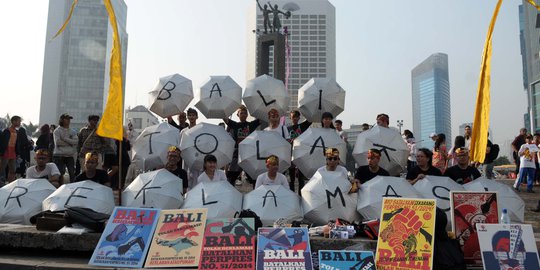 Aksi demo di Bundaran HI menolak keras reklamasi Teluk Benoa