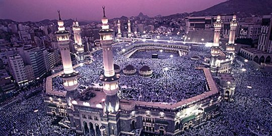 Melacur hingga Makkah dan Madinah