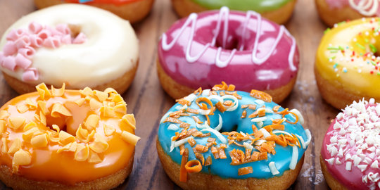 Wow, Krispy Kreme bikin kotak raksasa berisi 2.400 donat!