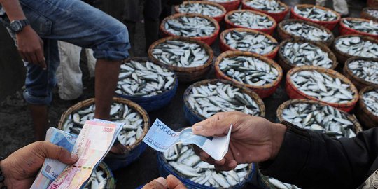 3 Pedagang kedapatan jual ikan & bakso berformalin di Koja