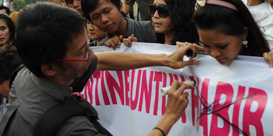 FPI tolak Ahok besok, Jokowi sebut 'bagus sudah lama gak demo