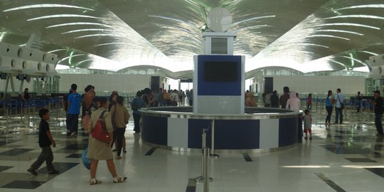 Bawa sabu dan ekstasi, WN Malaysia dibekuk di Bandara Kualanamu