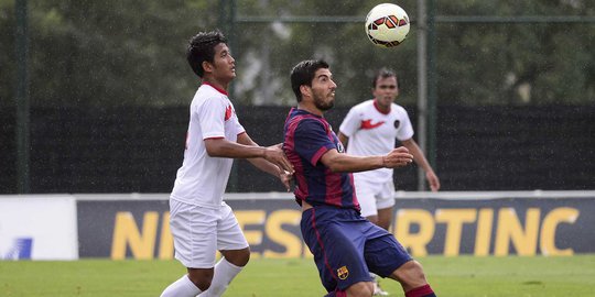 Aksi Timnas Indonesia U-19 hadapi Suarez dan Barcelona B