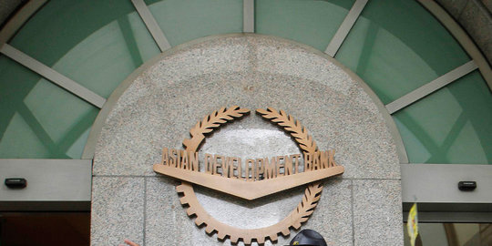 ADB: Inflasi rendah, Indonesia jangan takut naikkan BBM