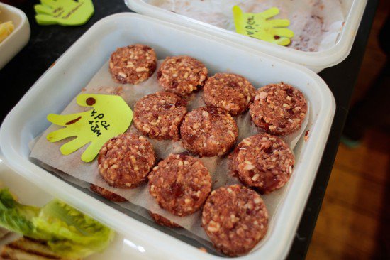 burger rasa daging manusia