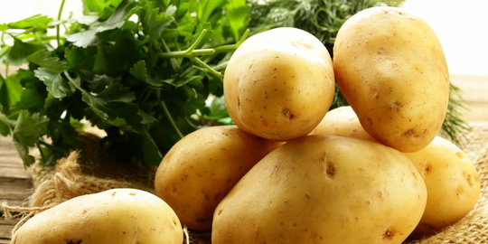4 Cara memanfaatkan jus kentang untuk kecantikan