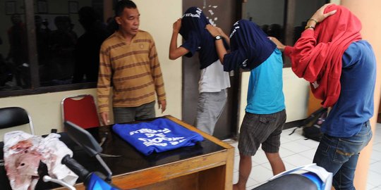 Sebelum rampas motor buruh, geng motor 'ngelem' dulu biar berani