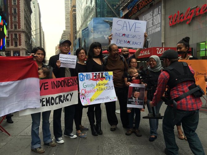 demo ruu pilkada di new york