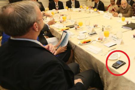 erict schmitd saat meeting di new york