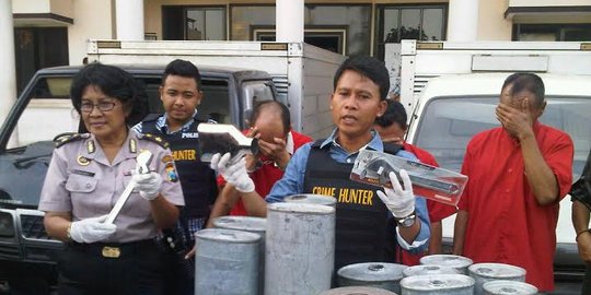 Modus melamar kerja, 3 kawanan pencuri gasak mobil korban