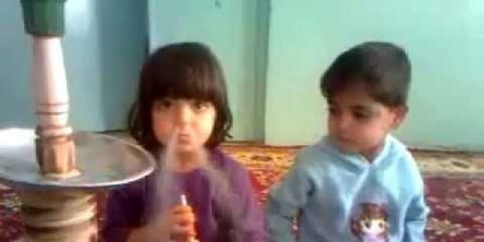 merokok sisha di rusia rev1