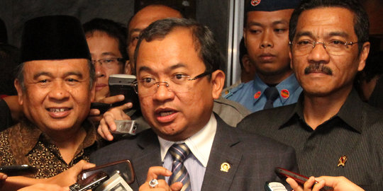 Priyo: Terbitkan Perppu, SBY langgar ucapannya sendiri