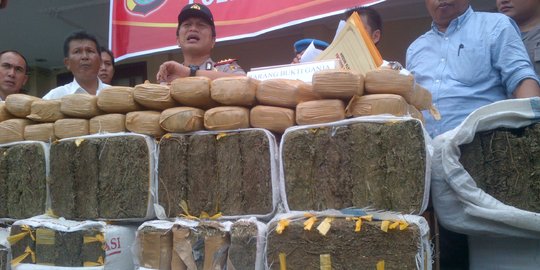 Ratusan karung berisi ganja kering ditemukan di Aceh Besar