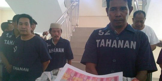 Tukang sablon di Semarang tepergok cetak 90 lembar uang palsu