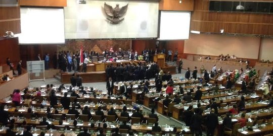 5 Perilaku memalukan anggota DPR yang baru dilantik