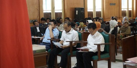 Hakim Tipikor Medan putuskan terdakwa LTE PLN tak korupsi