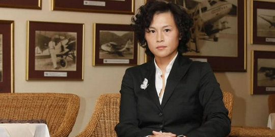triliunan demi putri lesbian rev1