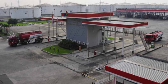 Pertamina: Kalau depo BBM Ujung Berung digusur, rakyat naik onta