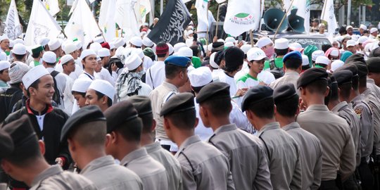 FPI selalu koordinasi dengan Gerindra jika mau demo Ahok