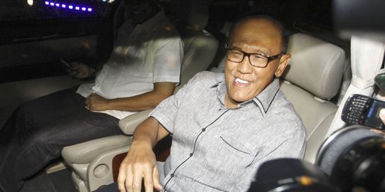 Malam ini Prabowo dan Setya Novanto ngumpul di rumah Ical