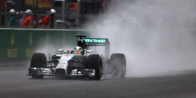 5 Drama Formula 1 GP Jepang yang diganggu badai besar ...