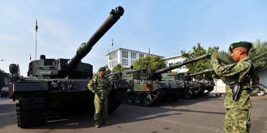 Ini alutsista TNI yang ikut meriahkan HUT TNI di Surabaya