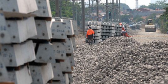 Jalur rel khusus KRL di Cipinang ditambah