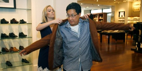 Wanita ini dibayar Rp 1,2 M untuk ajari pria kaya cara berkencan