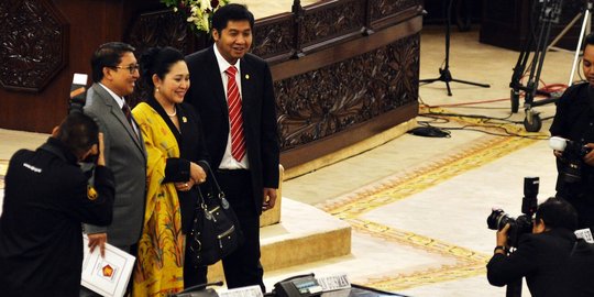 Titiek Soeharto tak mau KMP sapu bersih pimpinan komisi di DPR