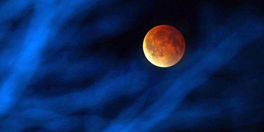 Gerhana bulan langka malam ini bisa dilihat mata telanjang