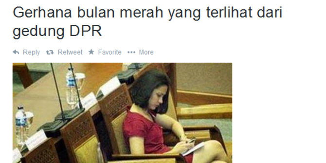 Ada Gerhana Bulan Merah Yang Cantik Di Dalam Gedung Dpr