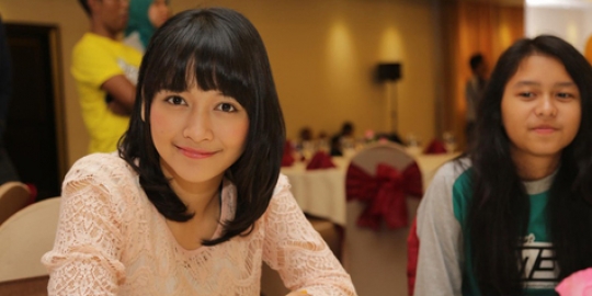 Hiii...Kinal JKT48 punya fans dari alam lain?