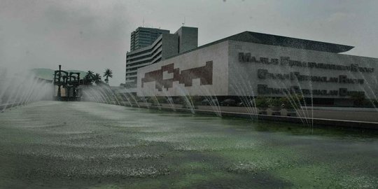 hak dari setengah jumlah anggota dpr rev2
