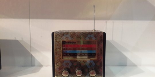 model vintage rev2