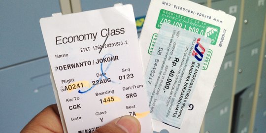 Garuda Indonesia kesal cuma sendirian gabungkan airport tax