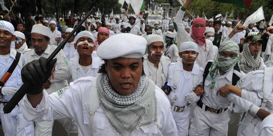 FPI dipenjara, giliran FUI rajin demo Ahok