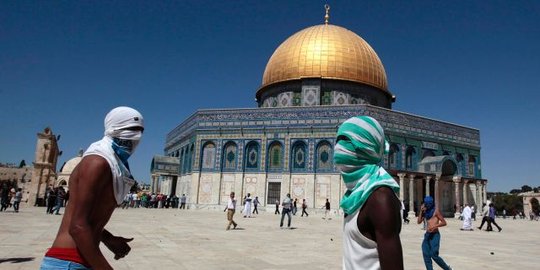 Polisi Israel kurung warga Palestina di dalam masjid Al-Aqsa