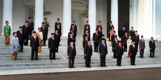 Sebelum lengser anak buah SBY janji lembur selesaikan PR