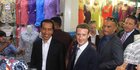Penasaran blusukan, Jokowi ajak bos Facebook ke Tanah Abang