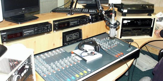 KPID Riau desak Radio Kampar ditutup karena tak berizin