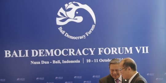 bintang ri adipurna pada presiden filipina rev2