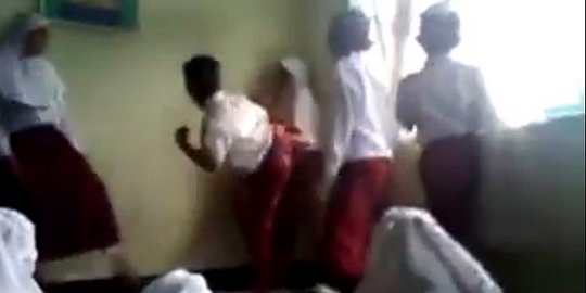 DPR minta tak salahkan pengunggah video kekerasan anak SD