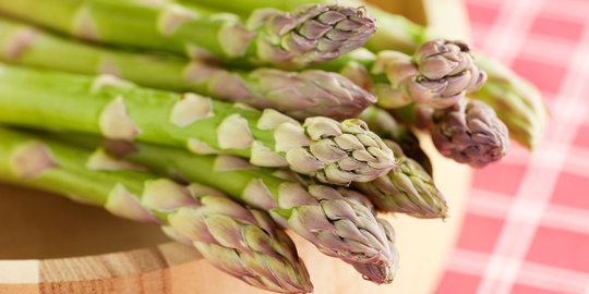 4 Manfaat hebat yang tersembunyi dalam asparagus