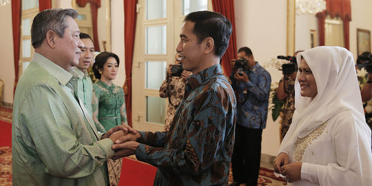 Apakah pantas SBY sambut Jokowi di Istana usai pelantikan?