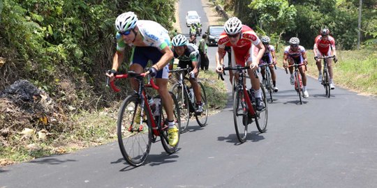 Track sprint, etape kedua Tour de Ijen di gelar usai salat Jumat