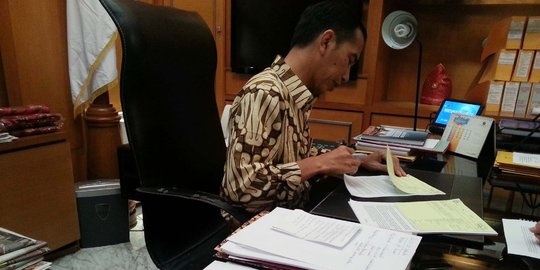 Jokowi mulai kemasi barang dari ruang kerja di balai kota
