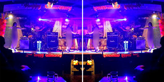 Ultah kelab malam, suguhkan tarian erotis setengah bugil