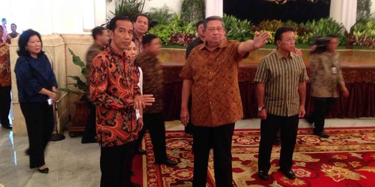 SBY ajak Jokowi jalan-jalan, kenalkan sudut-sudut istana
